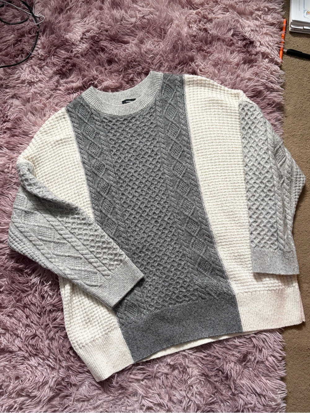 Express Two-Tone Cable Crewneck Sweater in Cream and Light Gray